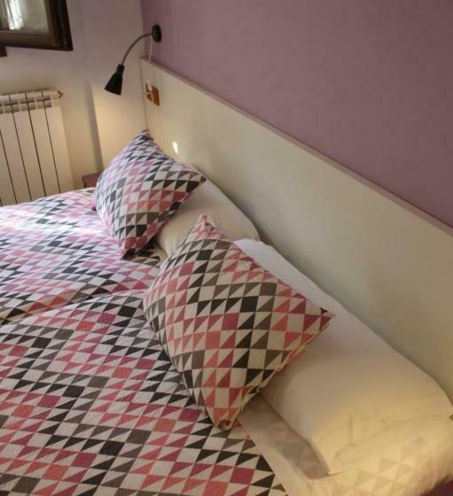 اتاق استاندارد, Hostal La Ribera Del Júcar