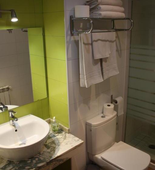 اتاق استاندارد, Hostal La Ribera Del Júcar
