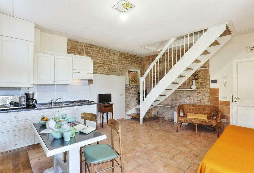 Апартаменты 1 Спальня, Borgo Di Alica