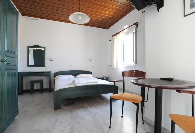 Студия Стандарт, Carlo Bungalows