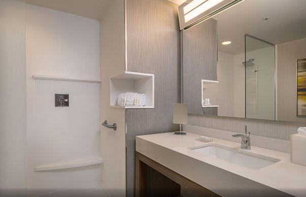 Номер Стандарт, Courtyard By Marriott Rome