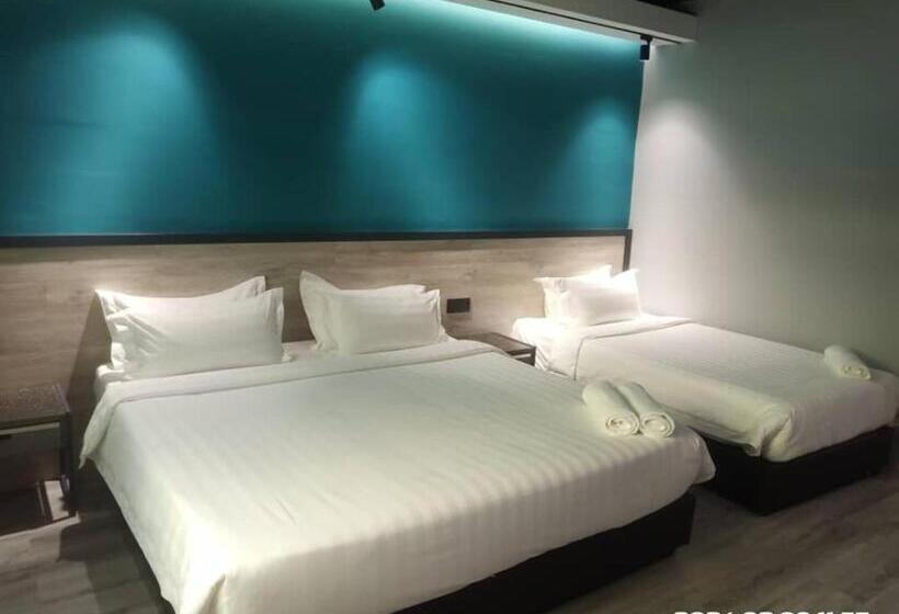 Quarto Familiar Superior, Pantai Inn Kota Kinabalu