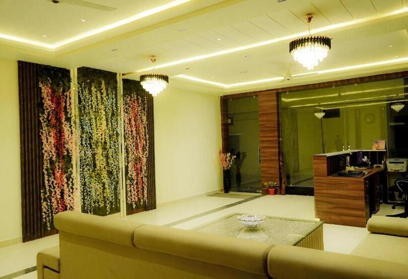 Люкс, Signature Inn
