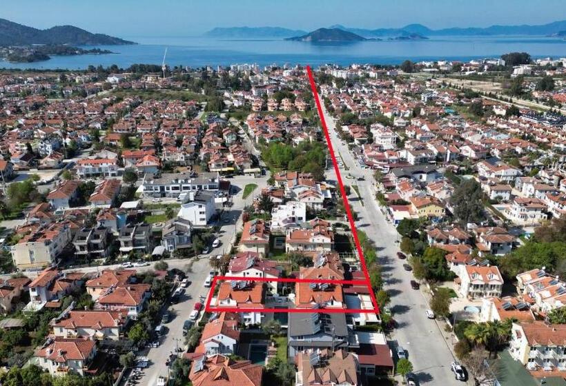 Apartamento 1 Dormitório com Sacada, Masal Apart