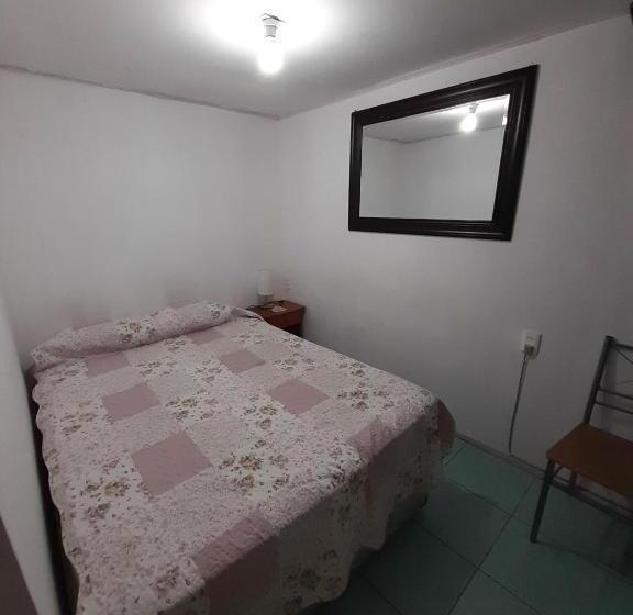 Номер Стандарт, Hostal Huellas De Caldera