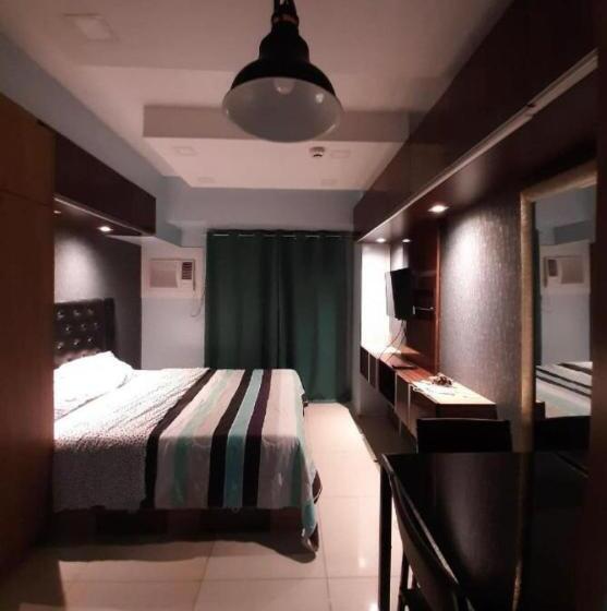 침실 1개 발코니 아파트, Horizons 101 Condominium