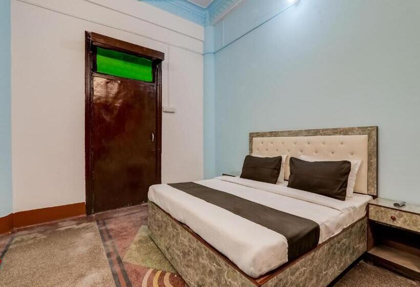 اتاق کلاسیک سه تخته, Super Hotel O Mannat