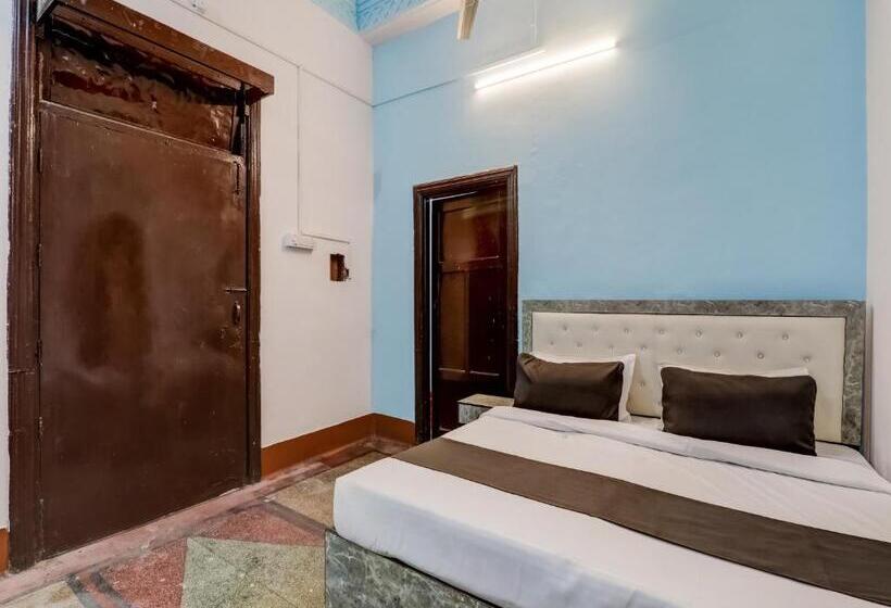 اتاق کلاسیک سه تخته, Super Hotel O Mannat
