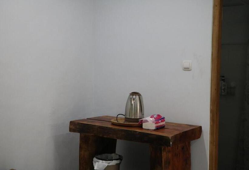 스탠다드 룸 킹사이즈 침대, Mesari Cottage Guest House