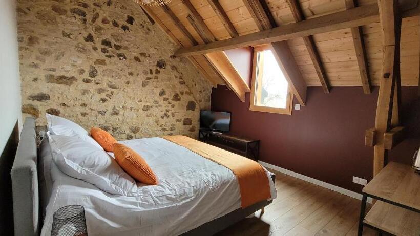 Семейный Номер, Le Petit Nid Du Quercy