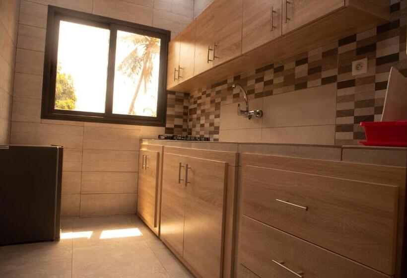 سوییت خانوادگی, Complexe Immobilier Le Silence Cis