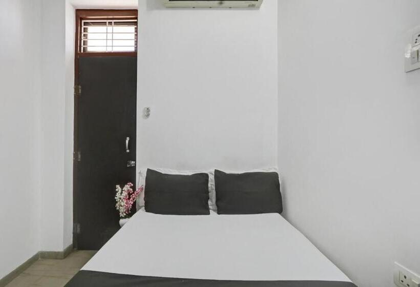 트리플 클래식 룸, Oyo Hotel R K Shahpura
