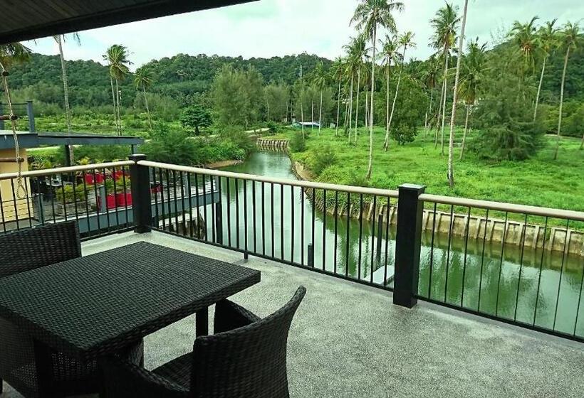 家庭间, Chang Malai Residence