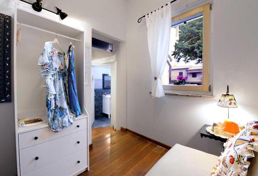 اتاق استاندارد سه نفره, Lillac Cottage