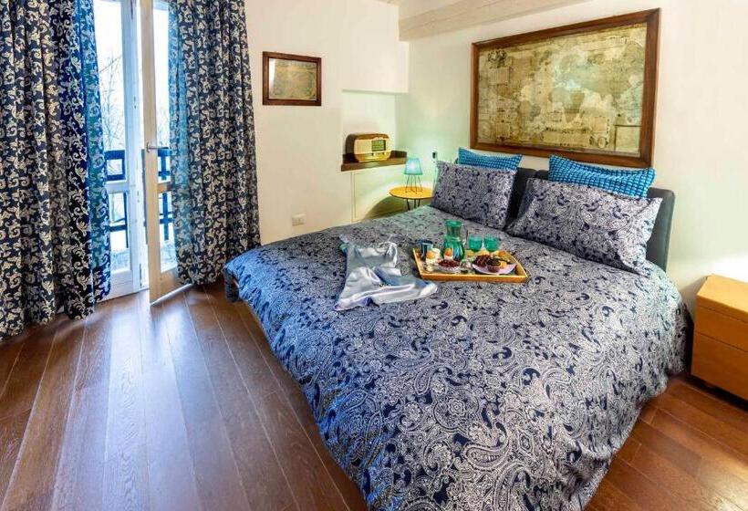 اتاق استاندارد سه تخته با چشم‌انداز باغ, Lillac Cottage
