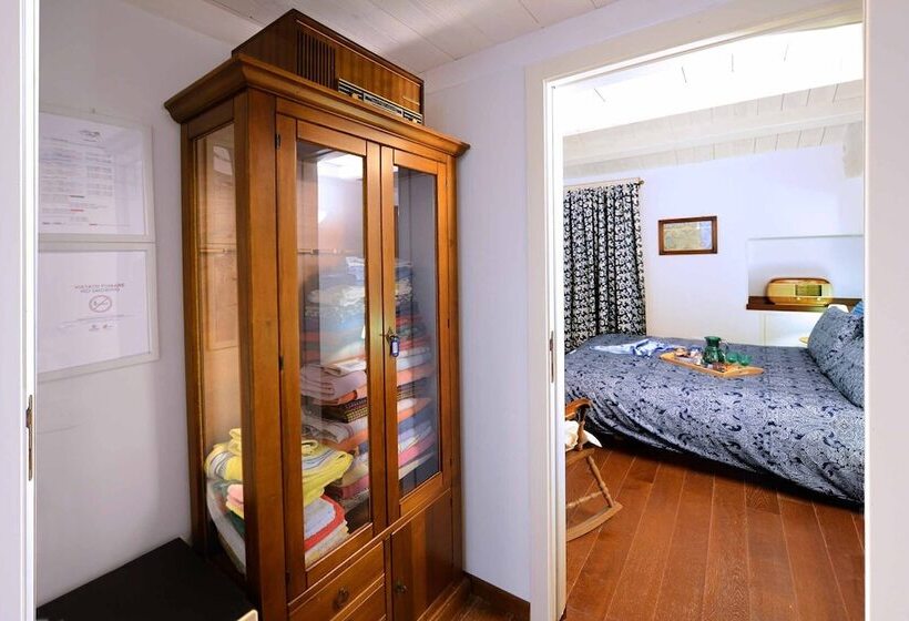 اتاق استاندارد سه نفره, Lillac Cottage