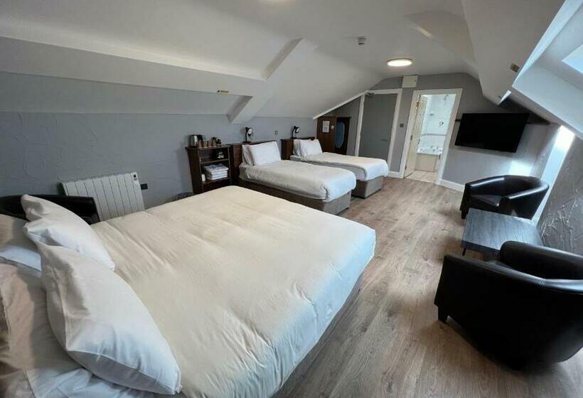 Семейный Номер, Aran Islands Hotel