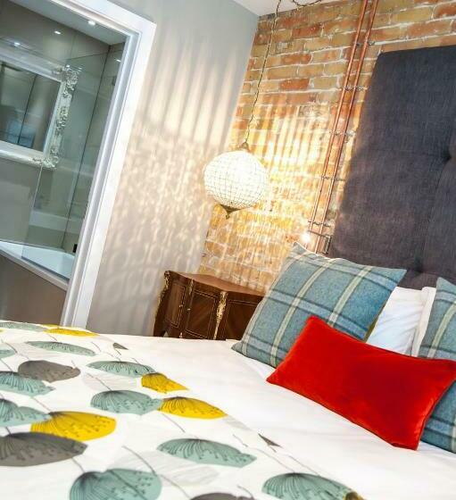 Номер Deluxe, Rooms At Number One