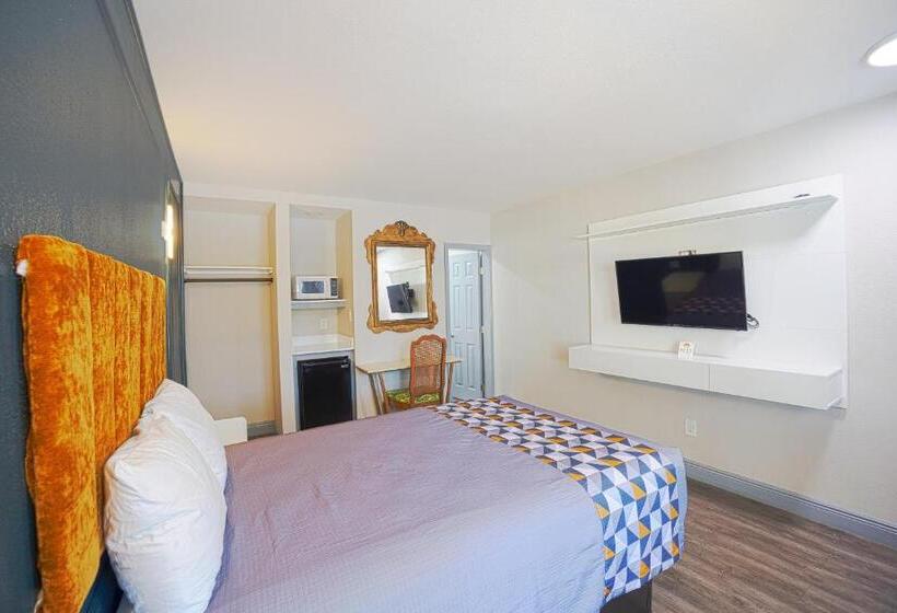 Апартаменты 1 Спальня, Budget Motel  Titusville