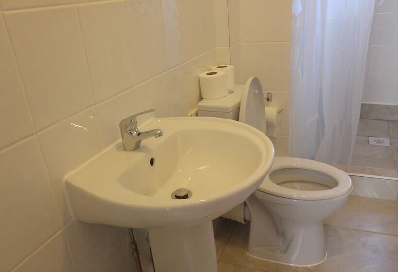 Номер Стандарт, City View Hotel Stratford