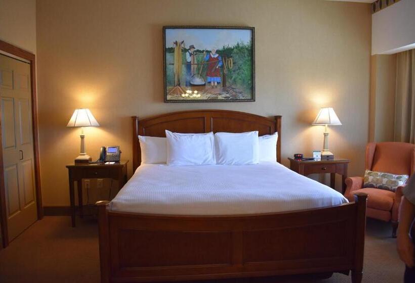 Люкс Повышенной Комфортности, Cherokee Casino West Siloam Springs Resort