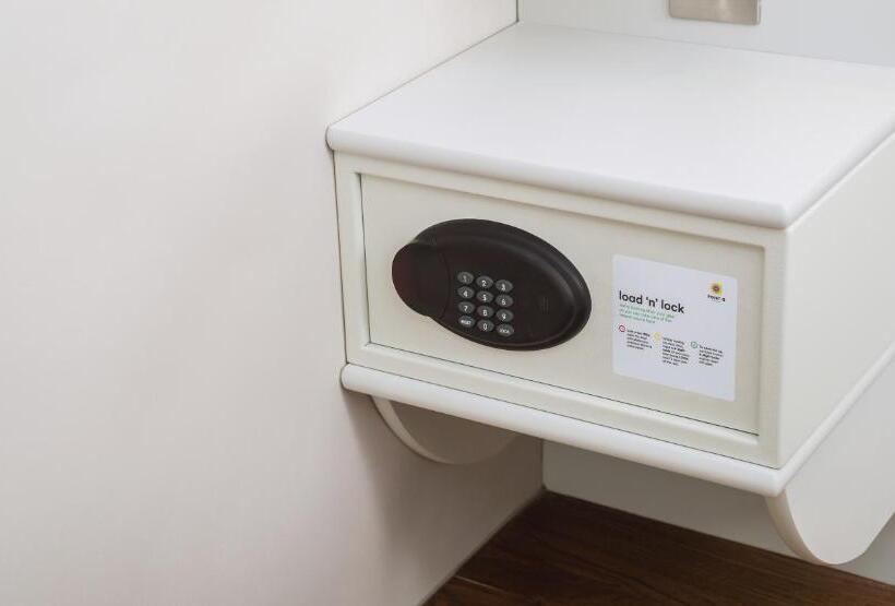 身障者適用スタンダードルーム, Point A Hotel London Shoreditch