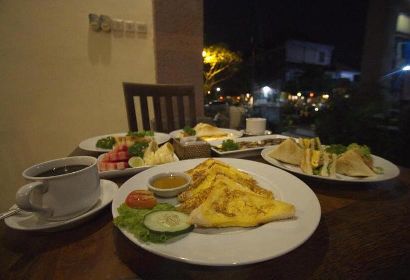 سوییت لوکس, Ubud Terrace