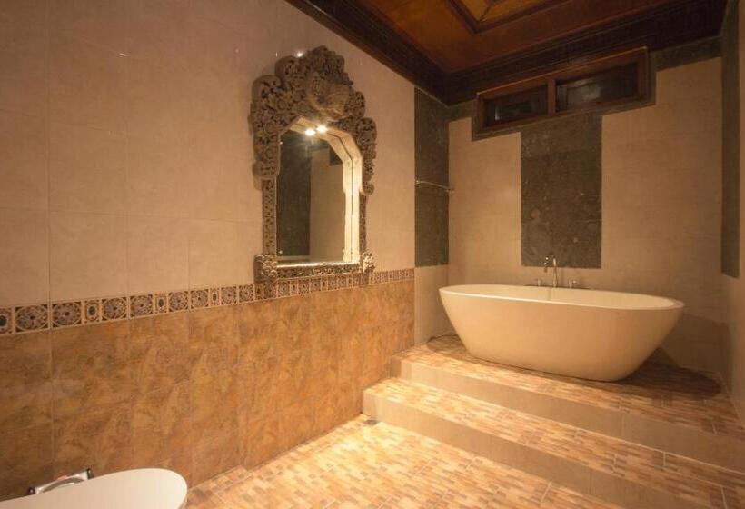 سوییت لوکس, Ubud Terrace