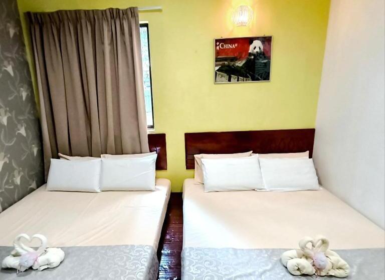 Family Suite, Oyo 90906 Rumah Rehat Awana