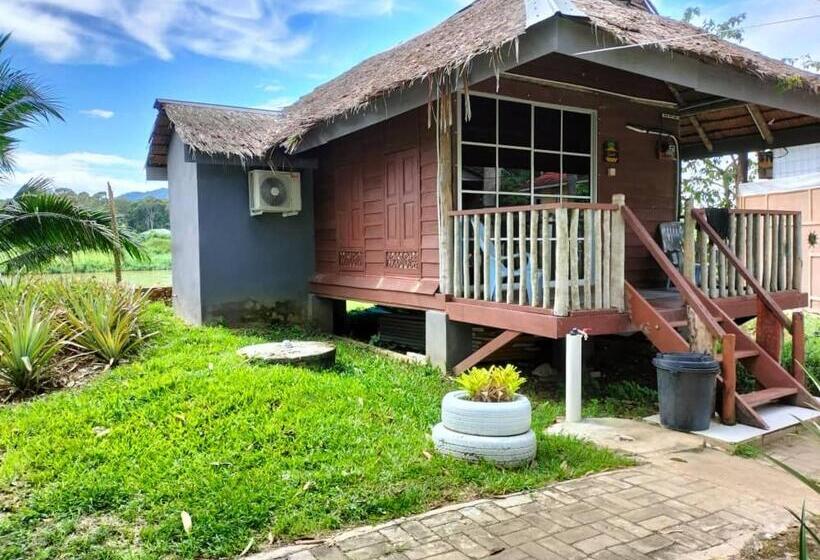 Chalet, Resort D Rumah Bonda River View Kuala Kangsar