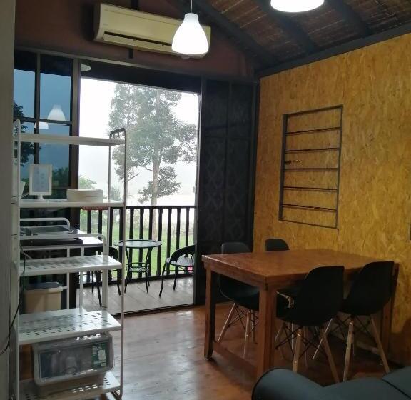 Family-Studio, Resort D Rumah Bonda River View Kuala Kangsar