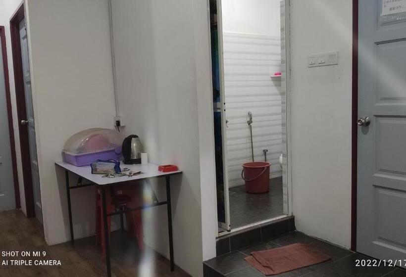 Номер Стандарт Вид на Город, Benuthomestay