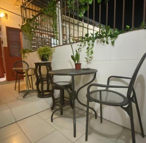 اتاق استاندارد, Yy Residences