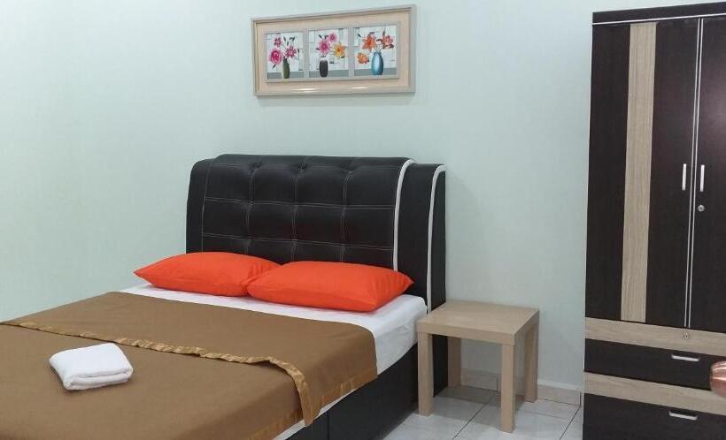Дом 3 Спальни, Faris S Homestay & Resort