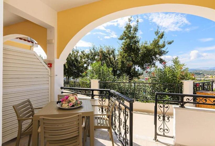 شقة عائلية, Zante Palace