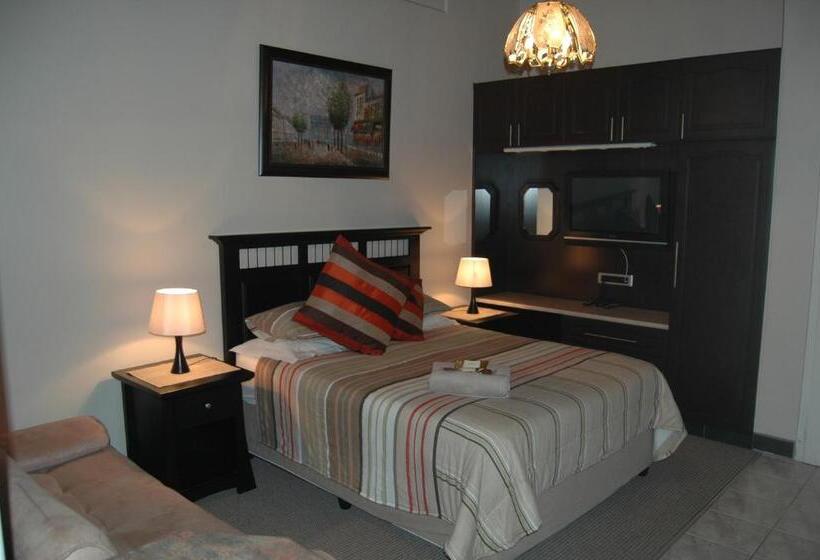 Apartamento 1 Dormitório Vista Piscina, Bon A Vie Self Catering And B&b Gonubie Full Solar Power, No Load Shedding!