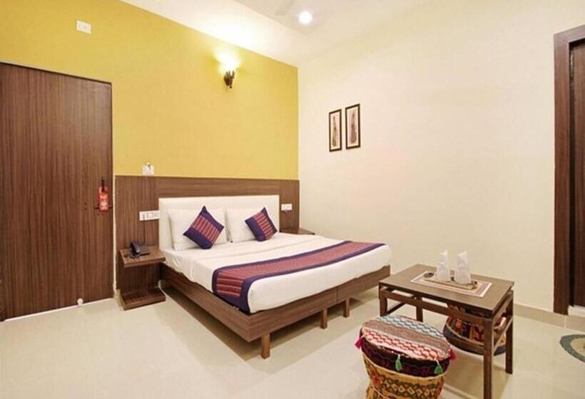 Трехместный Номер Deluxe, Taj Haveli Hotel Agra   Walkable Distance From Taj Mahal