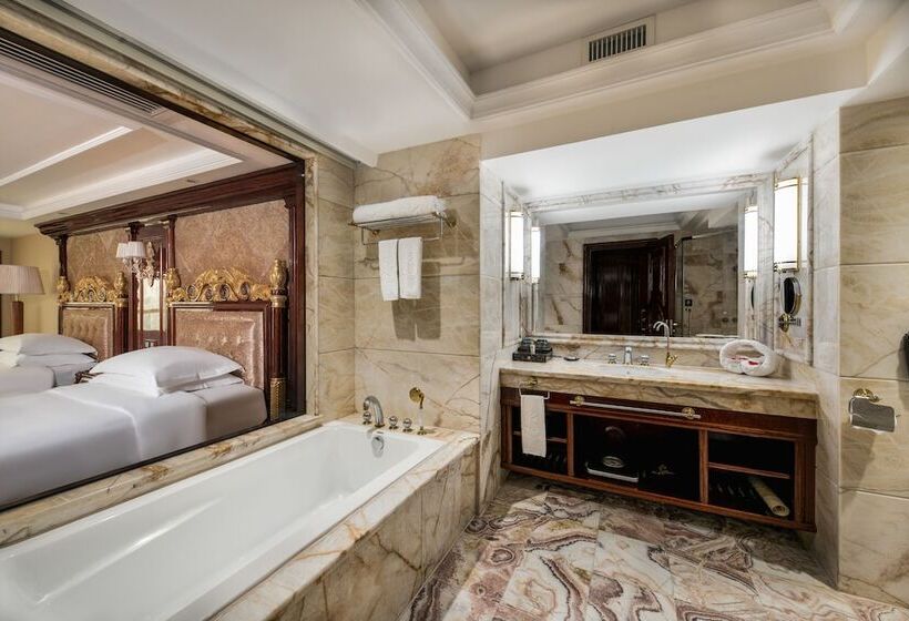 Quarto Deluxe, Yueda Financial City International