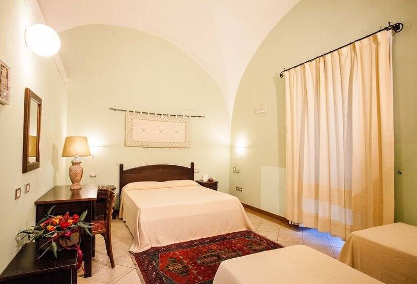 اتاق استاندارد سه نفره, Il Duomo Phg