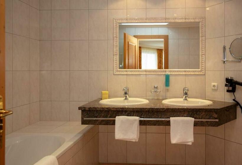 Номер Deluxe с Балконом, Alpenresidenz Trisanna