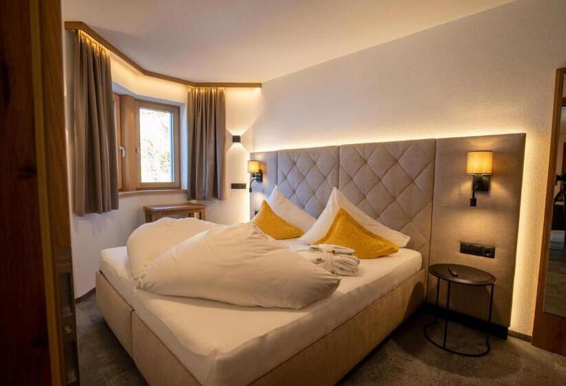Апартаменты 1 Спальня, Alpenresidenz Trisanna