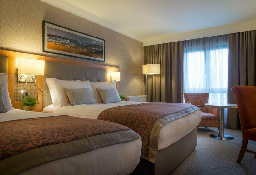 Трехместный Номер Deluxe, Clayton Hotel Leopardstown