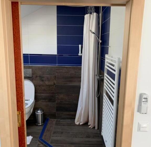 스탠다드 룸, Restaurant Veldener Traumschiff Direkt Am See In 2min Im Zentrum