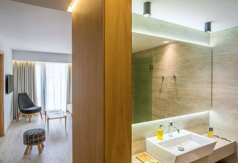 패밀리 룸, Ibis Styles Heraklion Central