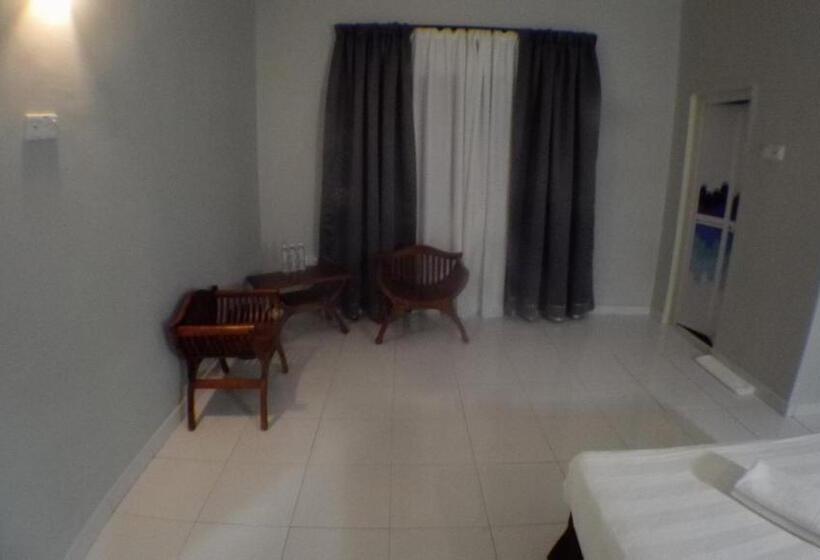 Номер Стандарт Трехместный, Tebing Guest House Taman Negara Malaysia Kuala Tahan