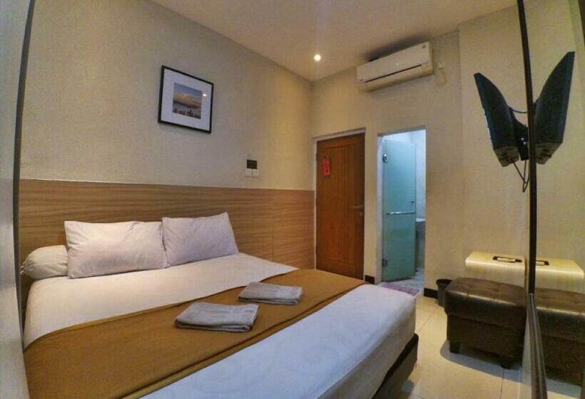 اتاق لوکس, Cabin  Sutomo