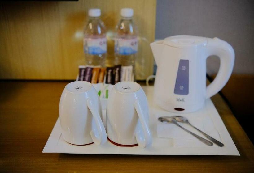 디럭스 룸, Emersia Hotel And Resort