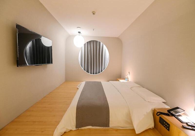 Номер Стандарт, Thank Inn Chain Hotel Loudi City Government