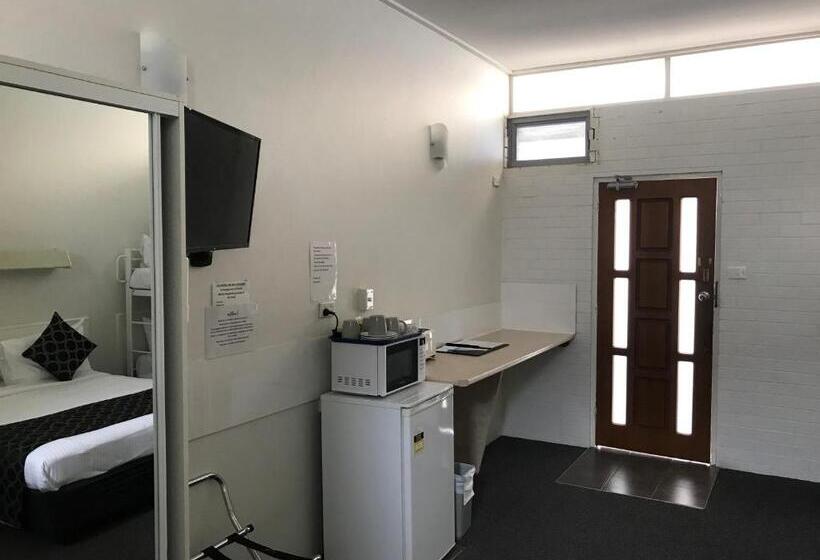 Семейный Номер, Coffs Shearwater Motel