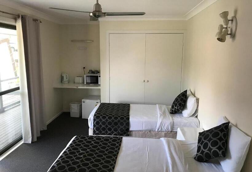 اتاق اکونومی, Coffs Shearwater Motel
